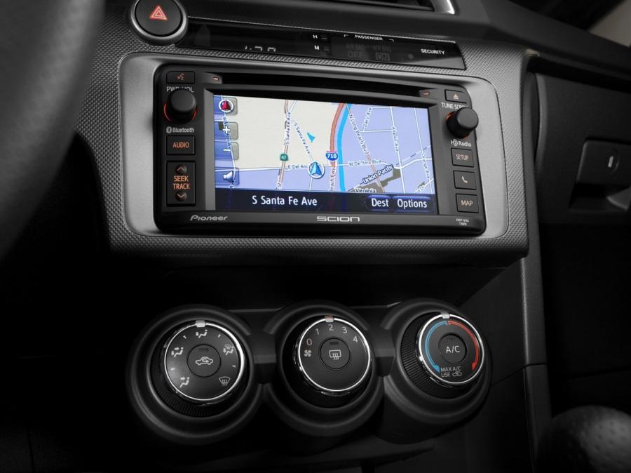  Scion tC 2013 года  (фото 30 из 33)
